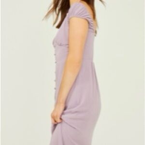 Elegant Lavender Sleeveless Dress